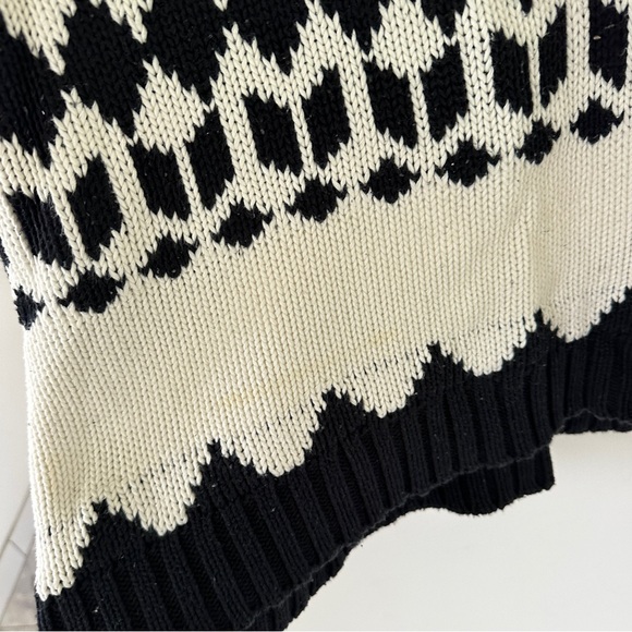 Show Me Your MuMu Black and White Turtleneck Sweater - Picture 6 of 6